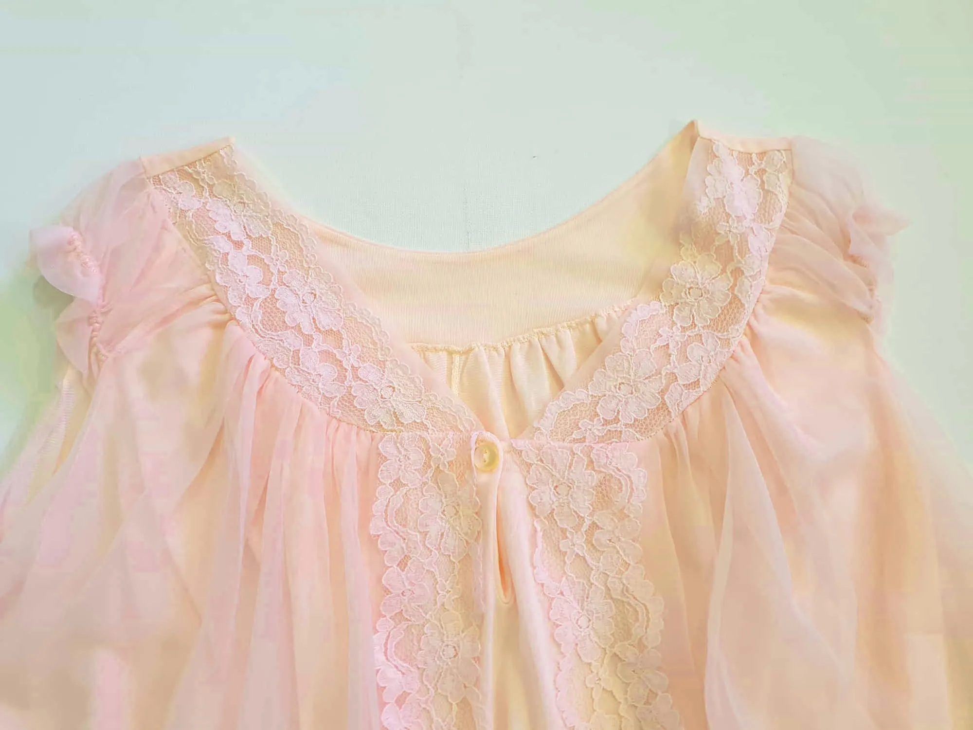 1960s Pink Nightgown With Sheer Overlay - M