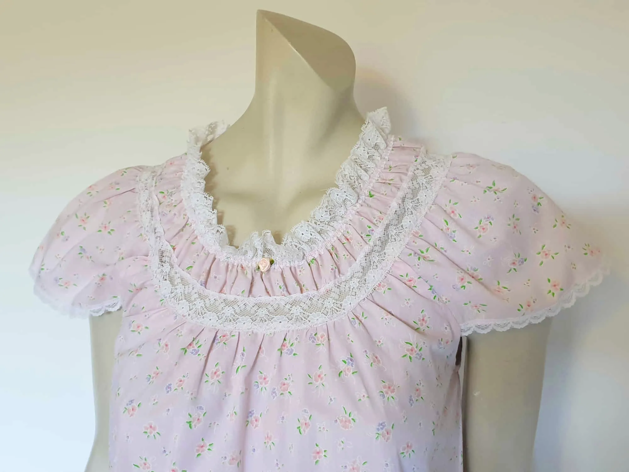1970s Pink Floral Mini Nightgown - S