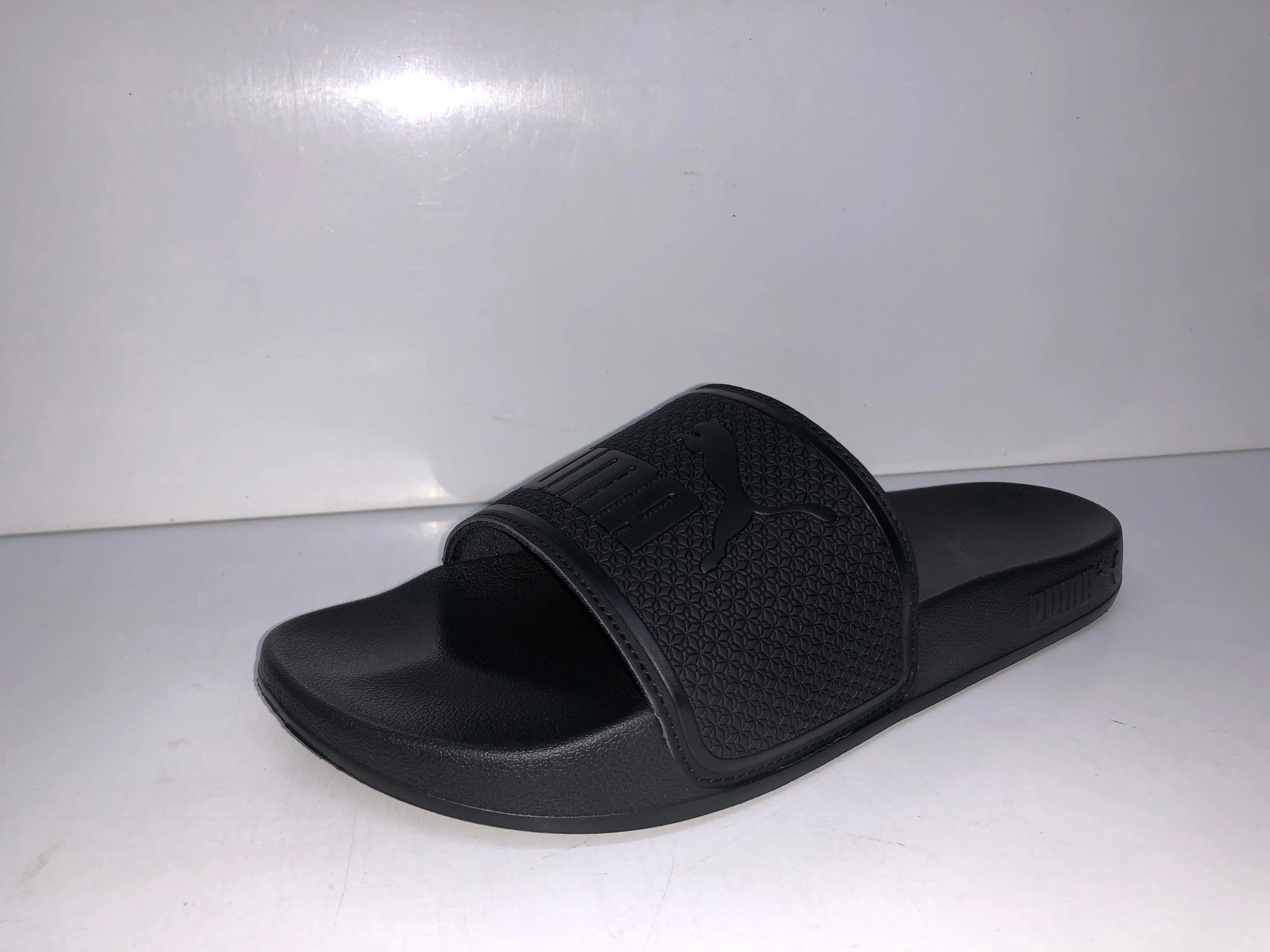 384139 03 BLACK BLACK