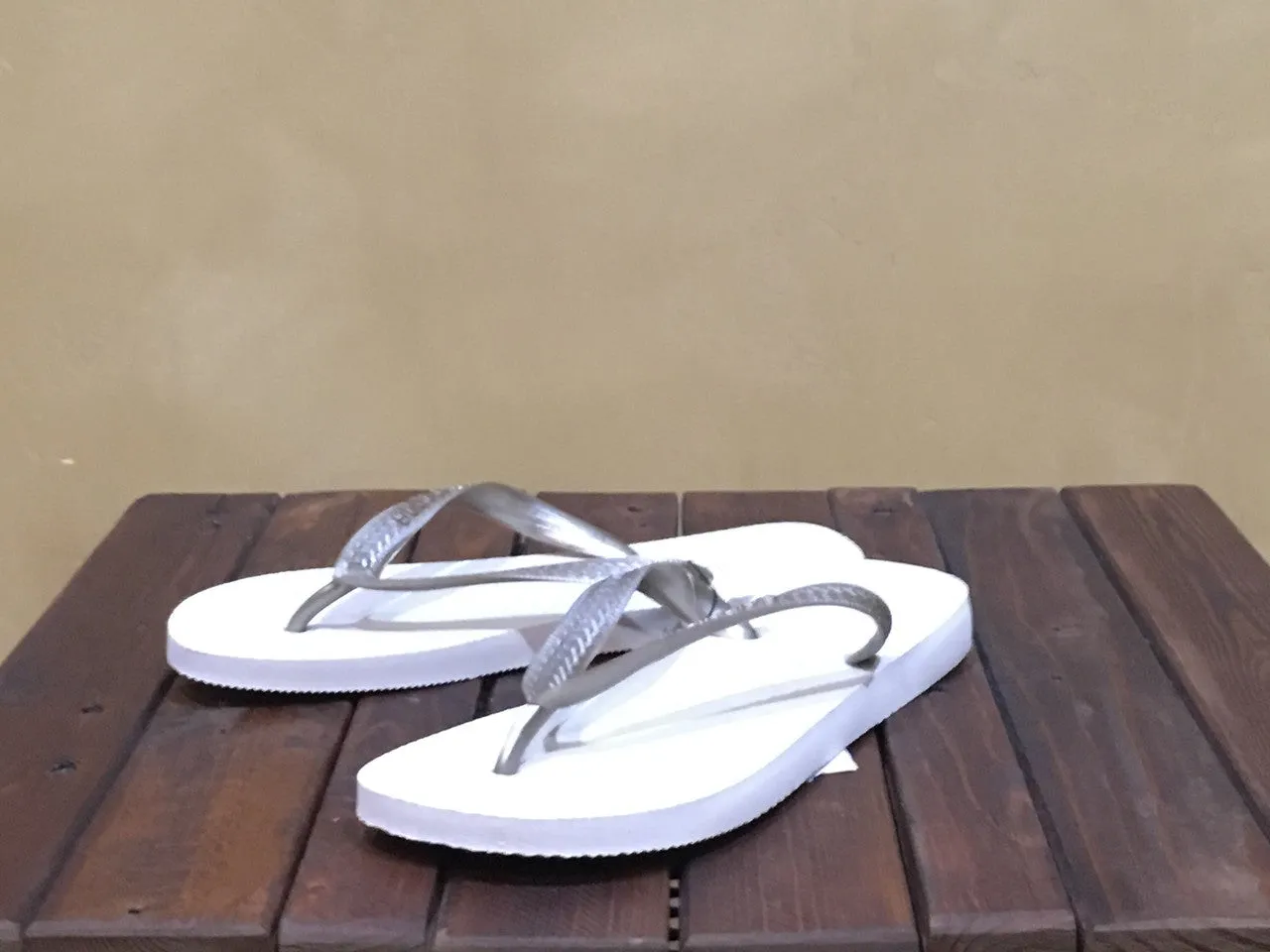 4127244 Havaianas Top Logo Metallic Sandal