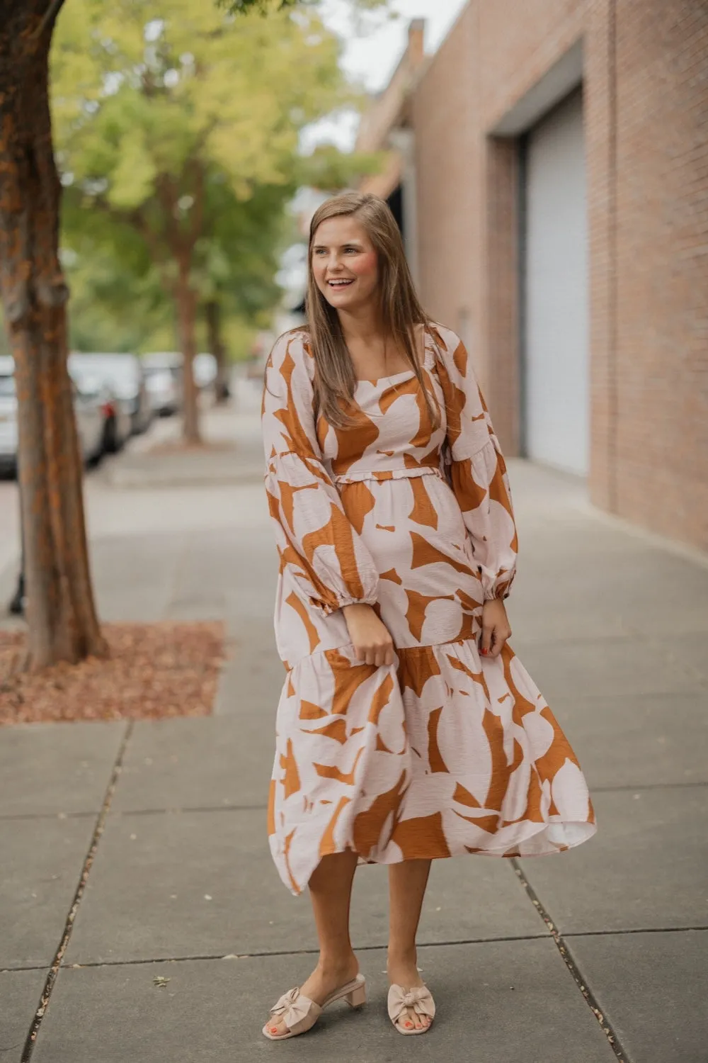 Abbie Abstract Print Bubble Sleeve Midi Dress (S-3XL)