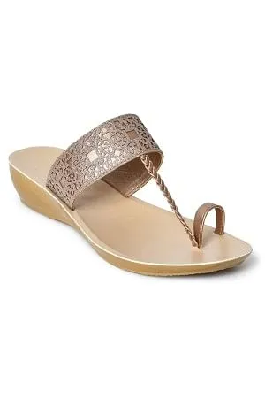Aurelia Glitter Gold Glitter Almond Wedge