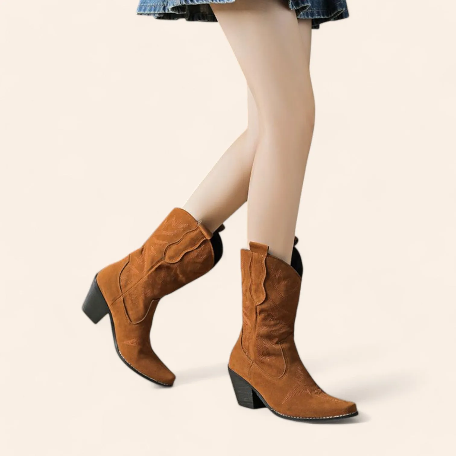 Brown cowboy boots with large embroidery and pointed toe - N°137