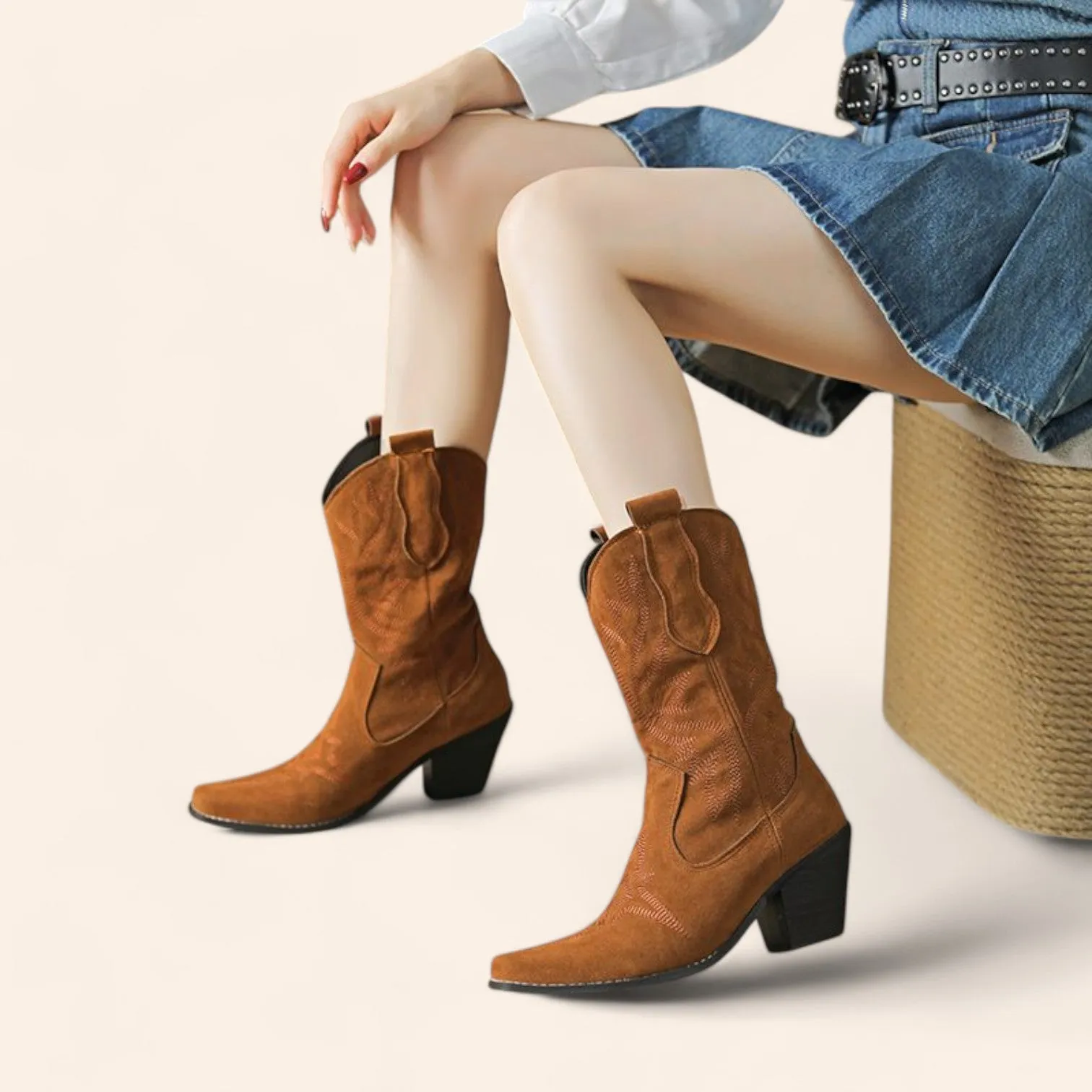 Brown cowboy boots with large embroidery and pointed toe - N°137