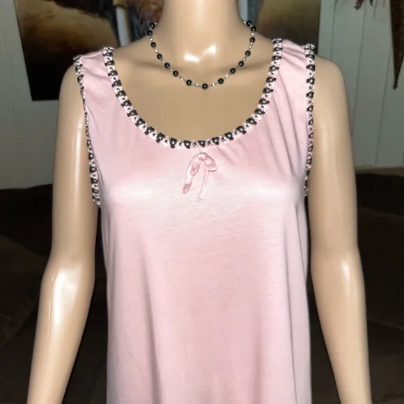 Cabernet Sleepwear • Pink/ Black • Size Large • Nightgown &amp; Robe