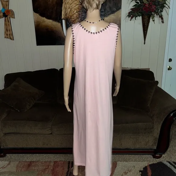 Cabernet Sleepwear • Pink/ Black • Size Large • Nightgown &amp; Robe