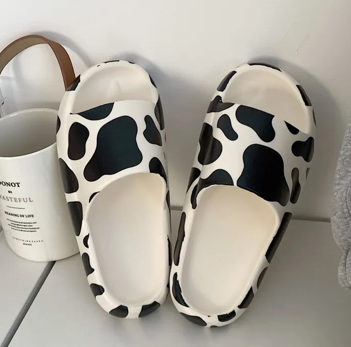 Cute cow slippers KF82728