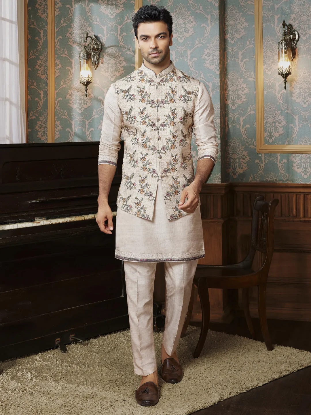 Floral Printed Tussar Kurta Bandi Set