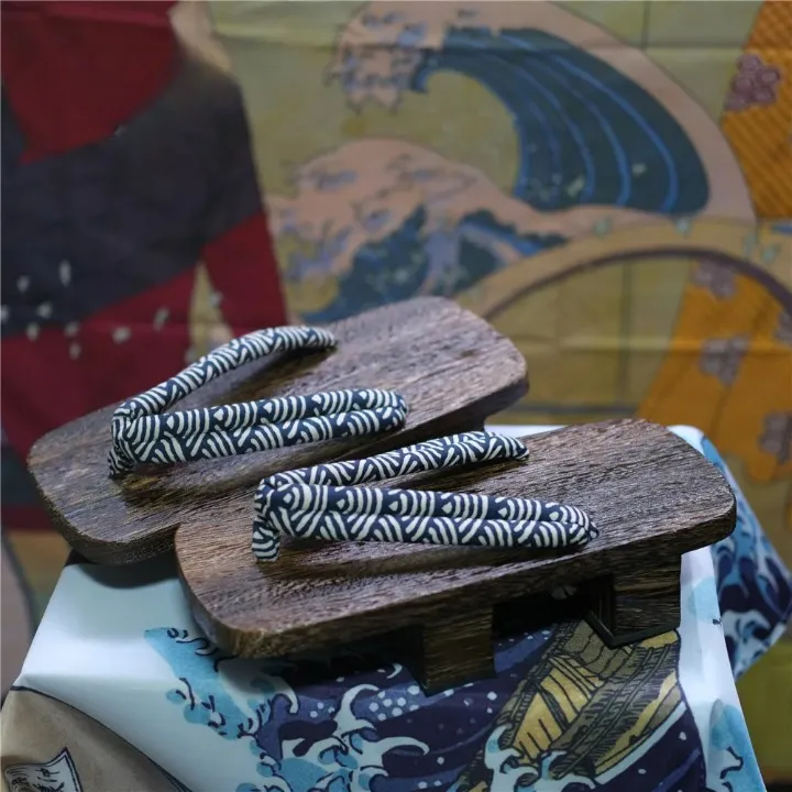Japanese Traditional Flip-Flop Style Sandal