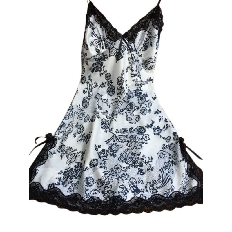 Ladies Silk Satin Night Dress Sleeveless V-neck Nightgown Lace Sleepwear For Women