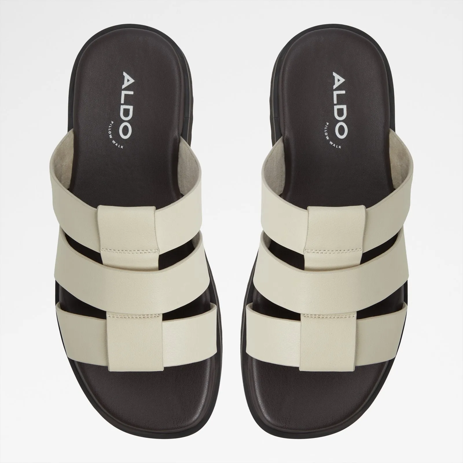 Light / Flat Sandals