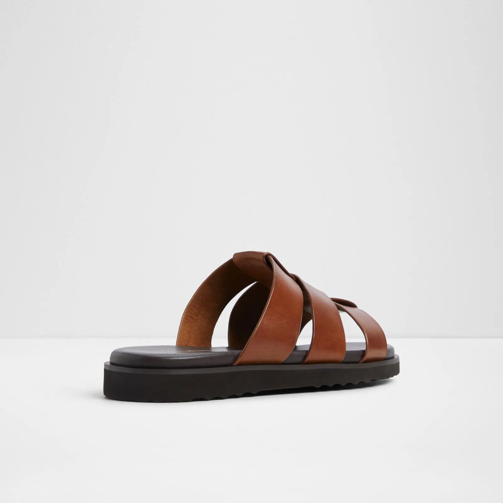 Light / Flat Sandals