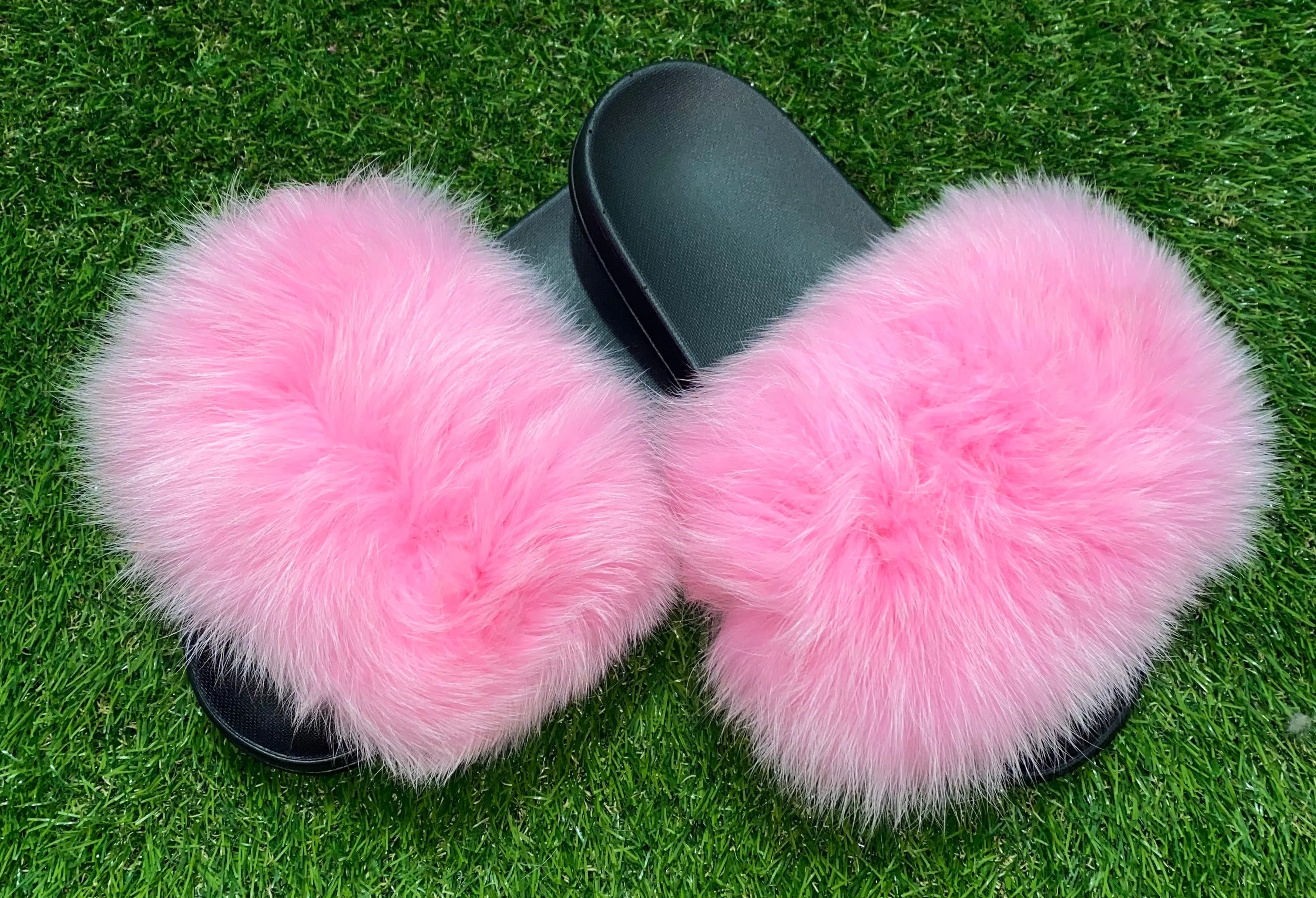 Light Pink Pom