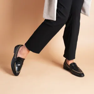Loafer with Chain - Black