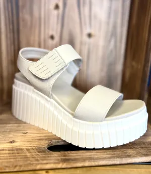 MIA Yuri Platform Sandals