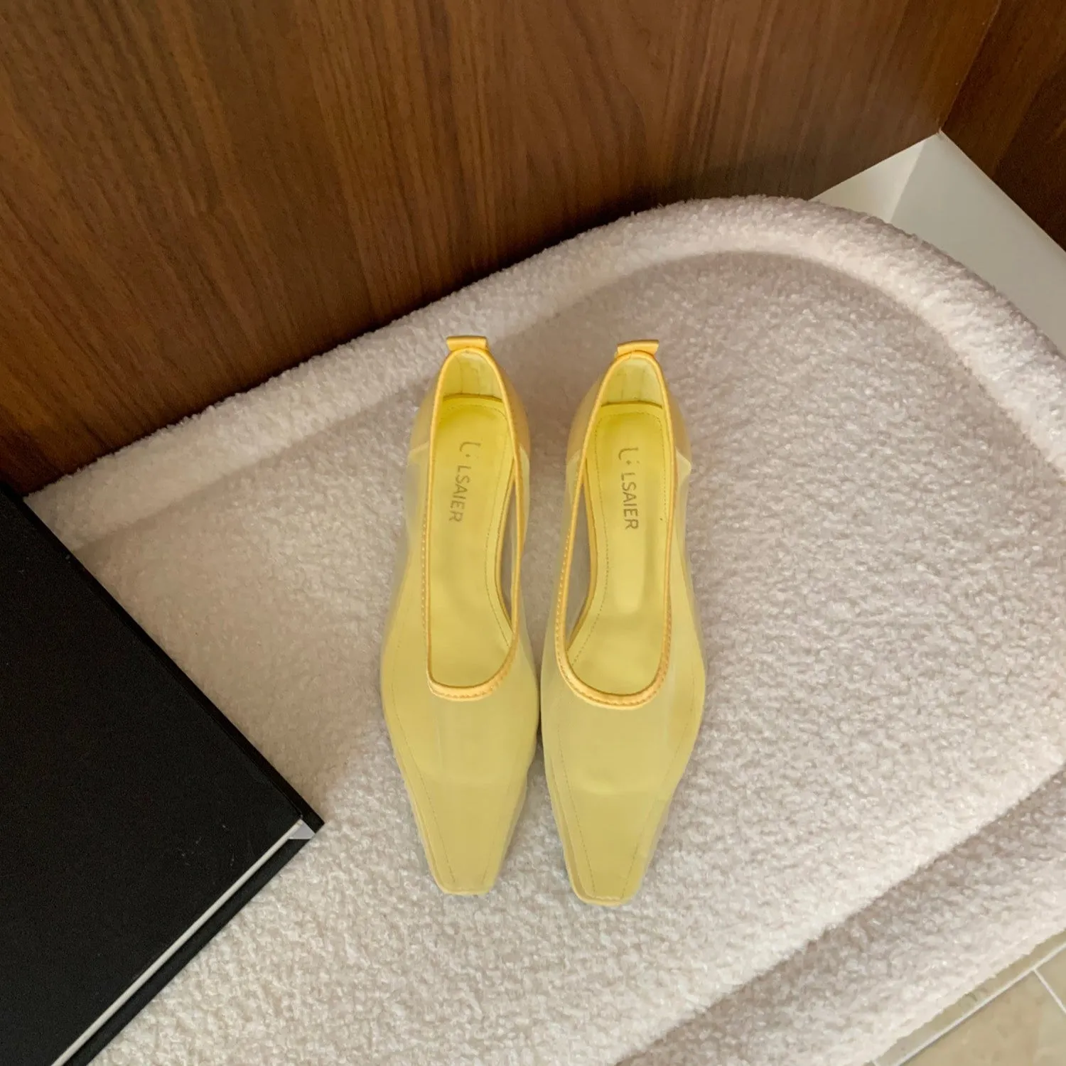 Muse Mesh Flats
