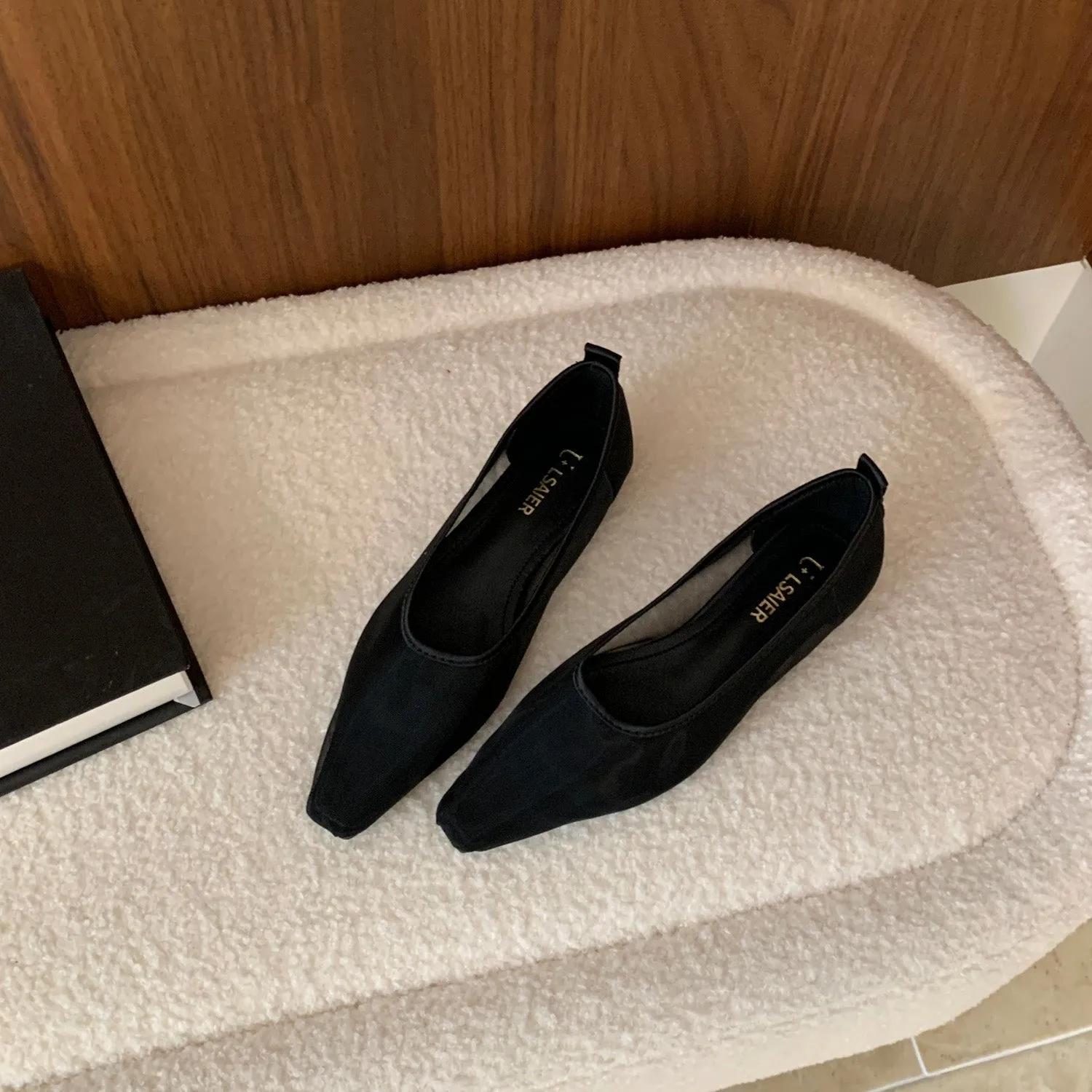 Muse Mesh Flats