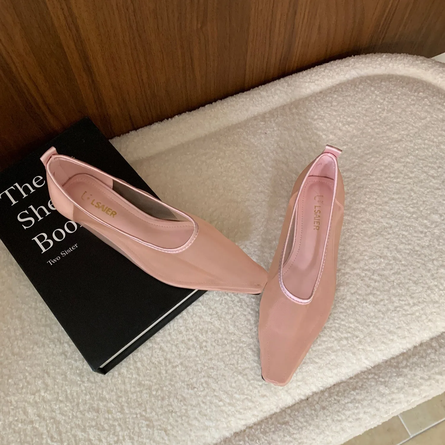 Muse Mesh Flats