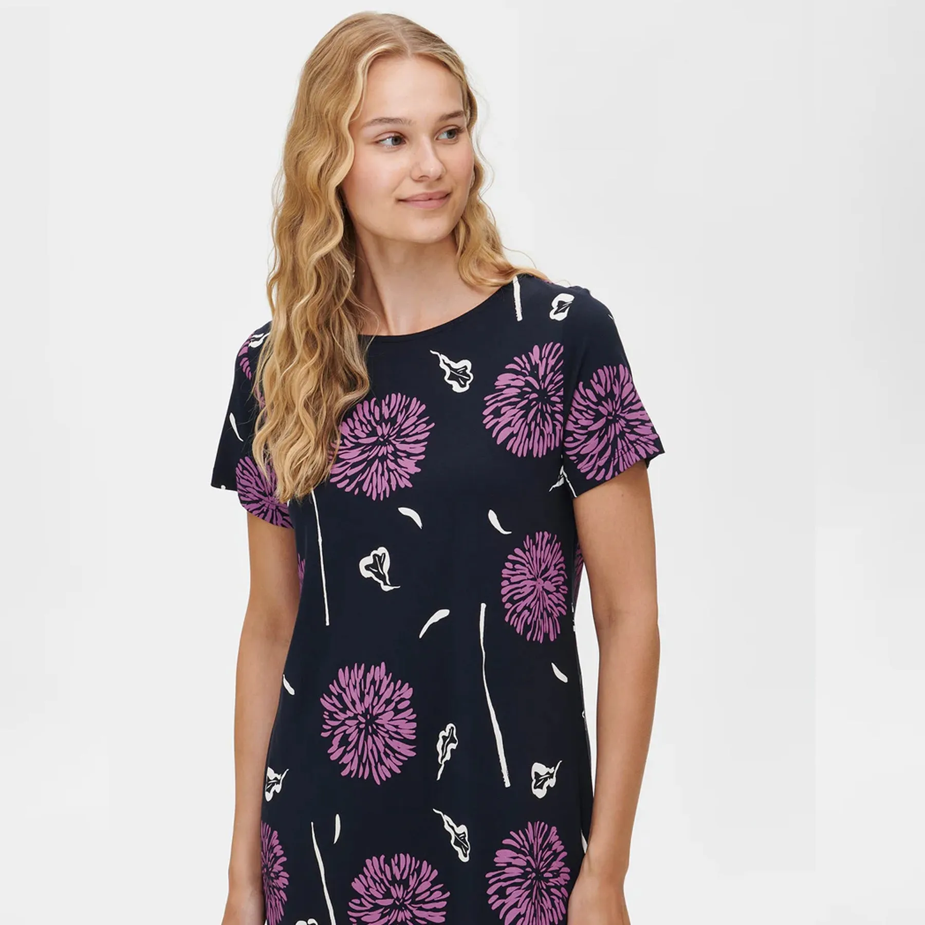 Nanso Krysanteemi Chemise