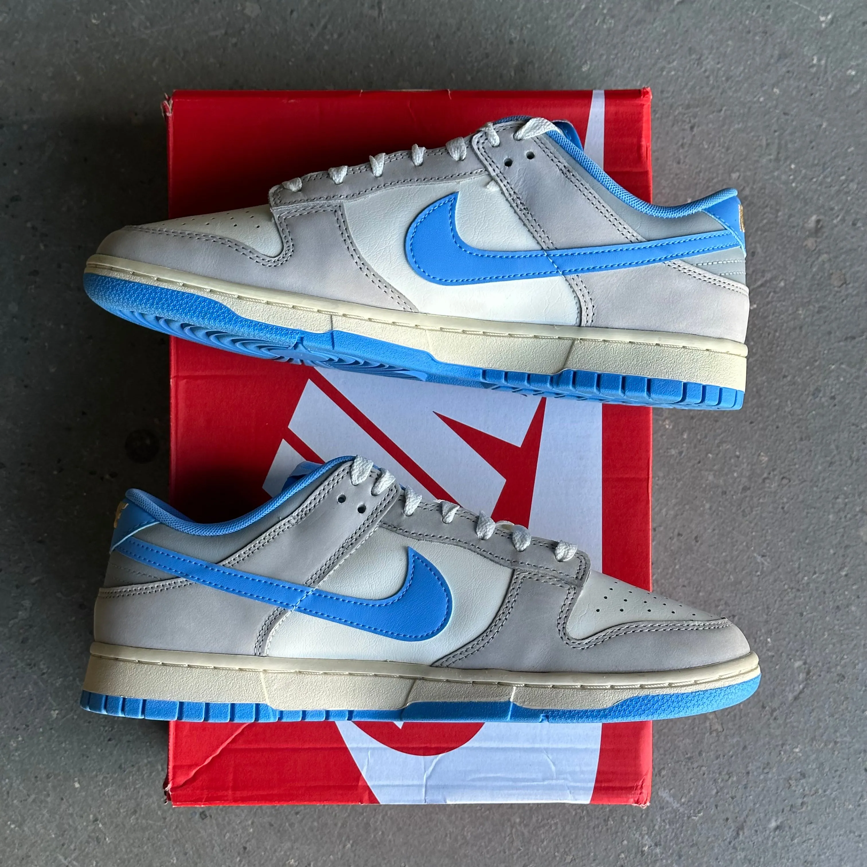 Nike Dunk Low Athletic Department University Blue *pre-owned* (SIZE 10)