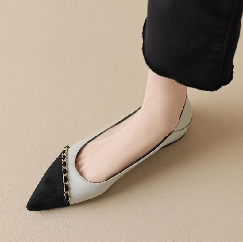 Petite Size 2 Pointy Flat Heel Shoes GS250