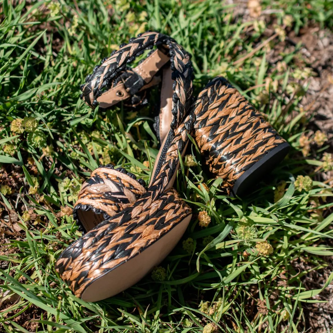 Sam Edelman: Iliana in Black & Natural Raffia