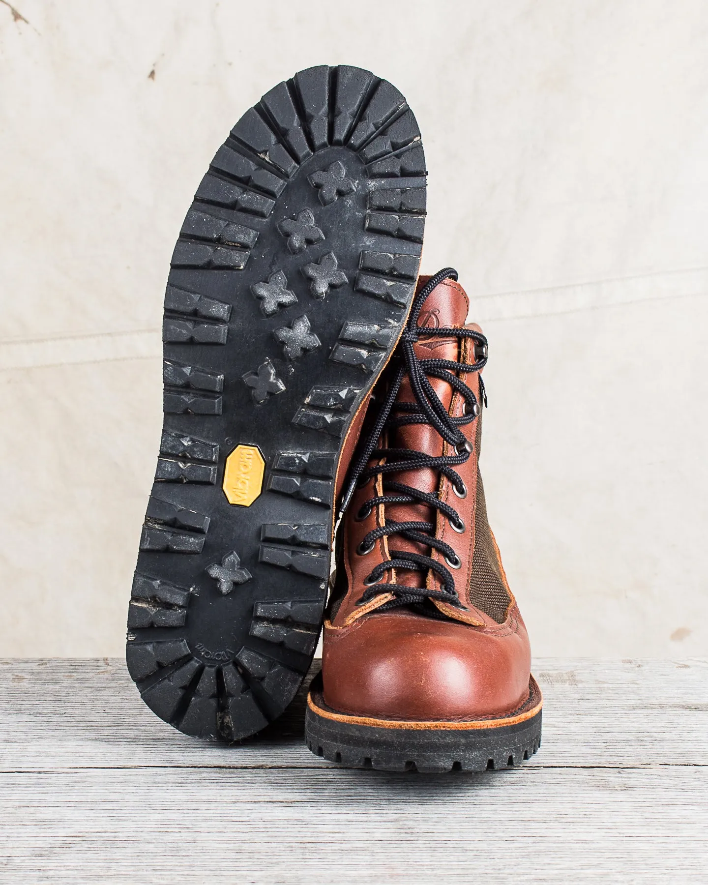 Second Hand Danner Light 3044 Cedar Brown US 10 / EUR 44