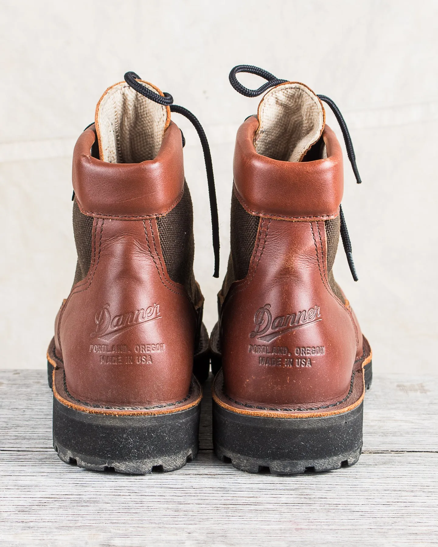 Second Hand Danner Light 3044 Cedar Brown US 10 / EUR 44