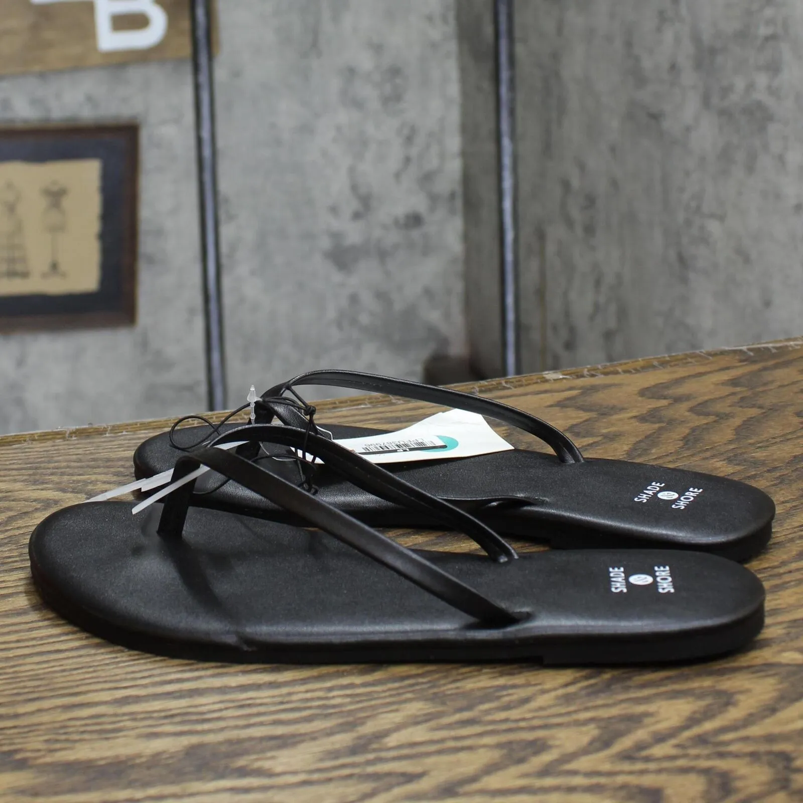 Shade & Shore Womens Cali Flip Flop Sandals 89255319 Black 8M