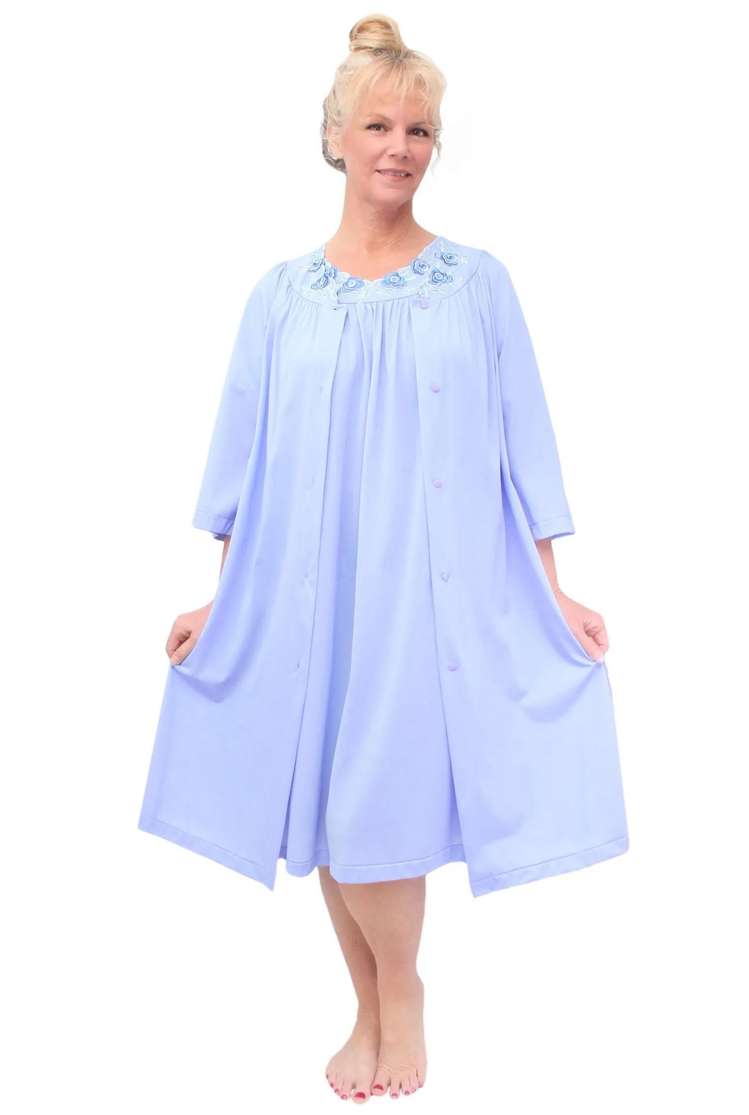 Shadowline Women's Nightgown and Robe Pajama Set Nylon Short Flutter Sleeve 36280