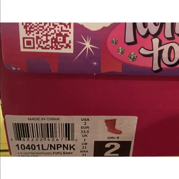 Skechers twinkle toes size 2 kids. The boots don’t light up anymore.
