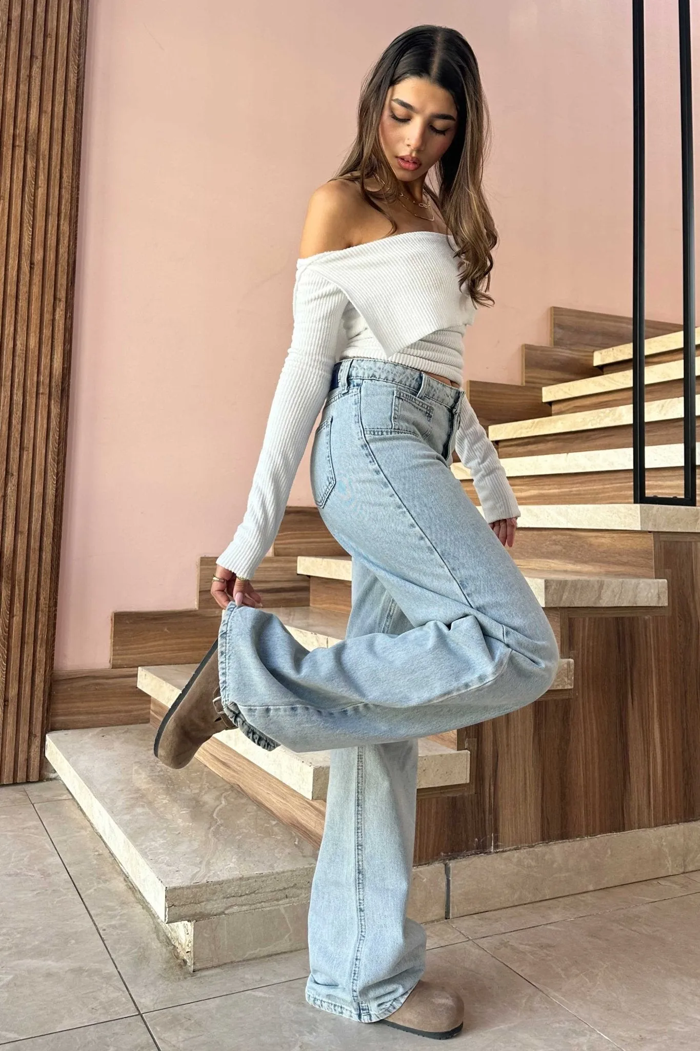 Square Pocket Wide Leg Jeans - Light Blue