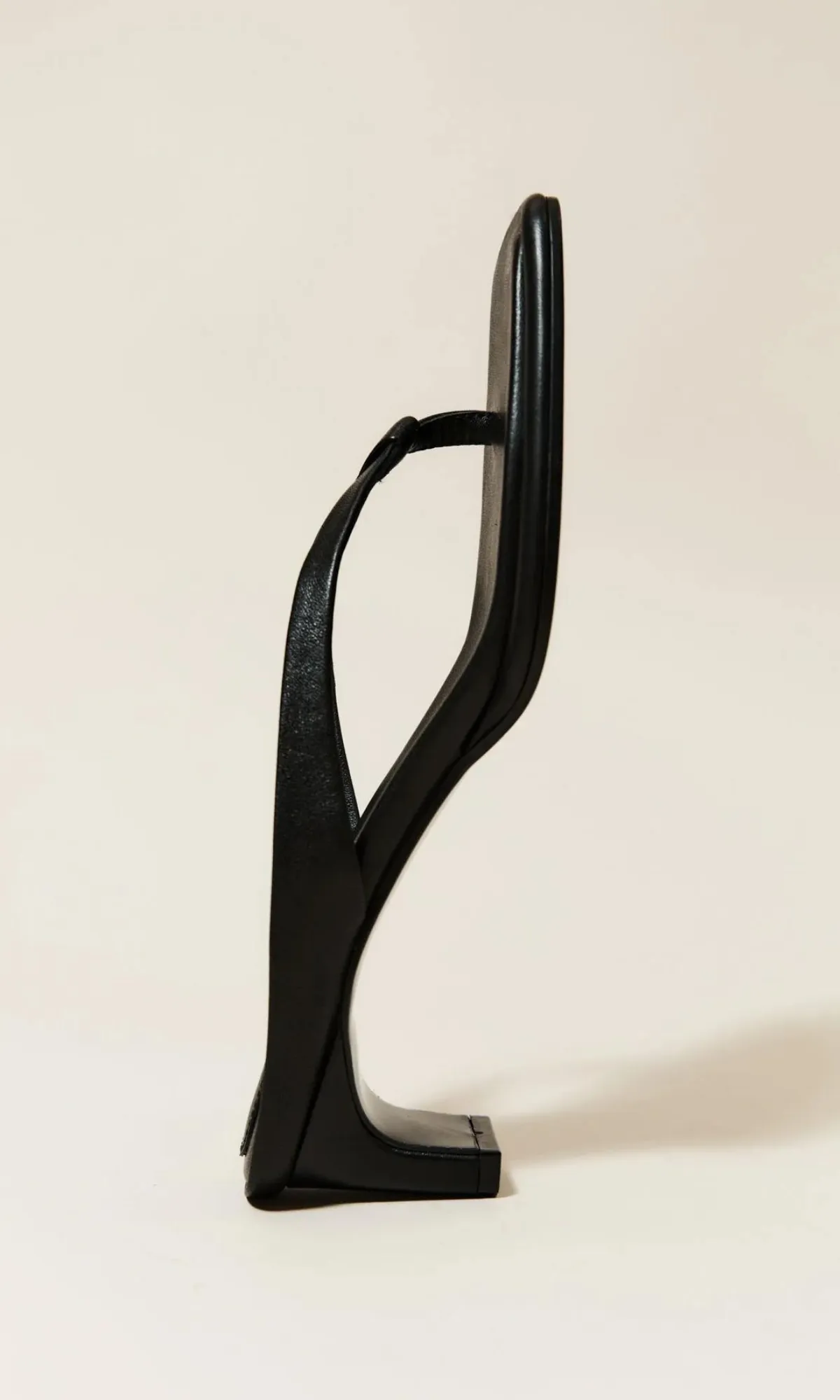 ST. AGNI | Flip Flop Sandals