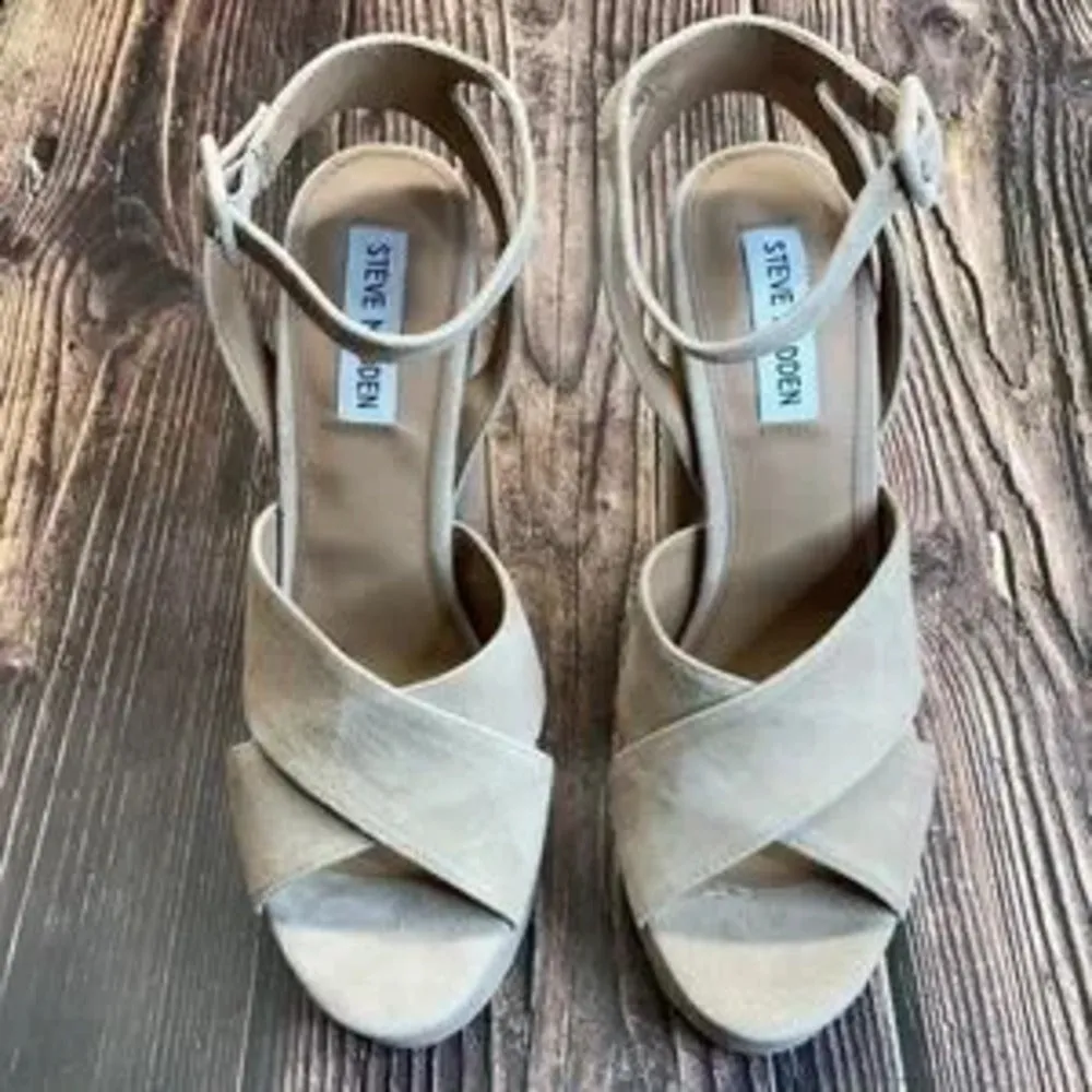 Steve Madden Tan Suede Sandals 8.5M