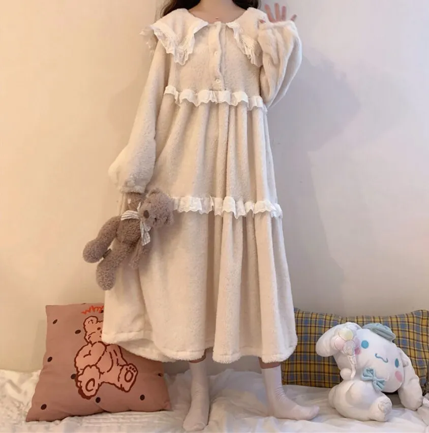 Strawberry Hooded Bathrobe Pajamas Fleece Nightwear Winter Women Warm Thick Coral Velvet Home Wear Nightgown Sleep Wear