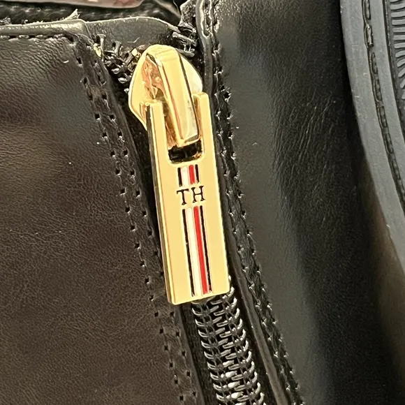 Tommy Hilfiger Rezin 2 Black Boots in Size 7 New Without Box