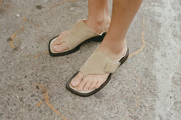TUPELO SLIDE, SILICIA SUEDE