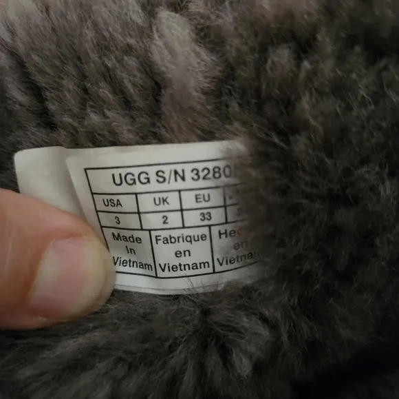 Ugg Bailey Bow gray boots (3)