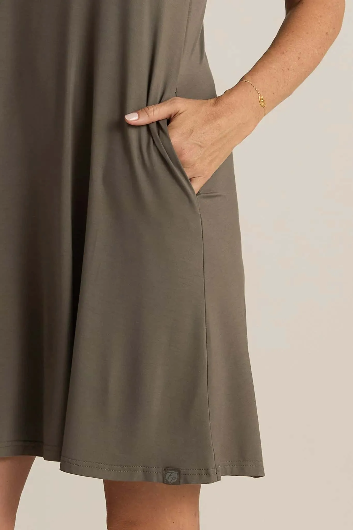 V-Neck Nightshirt