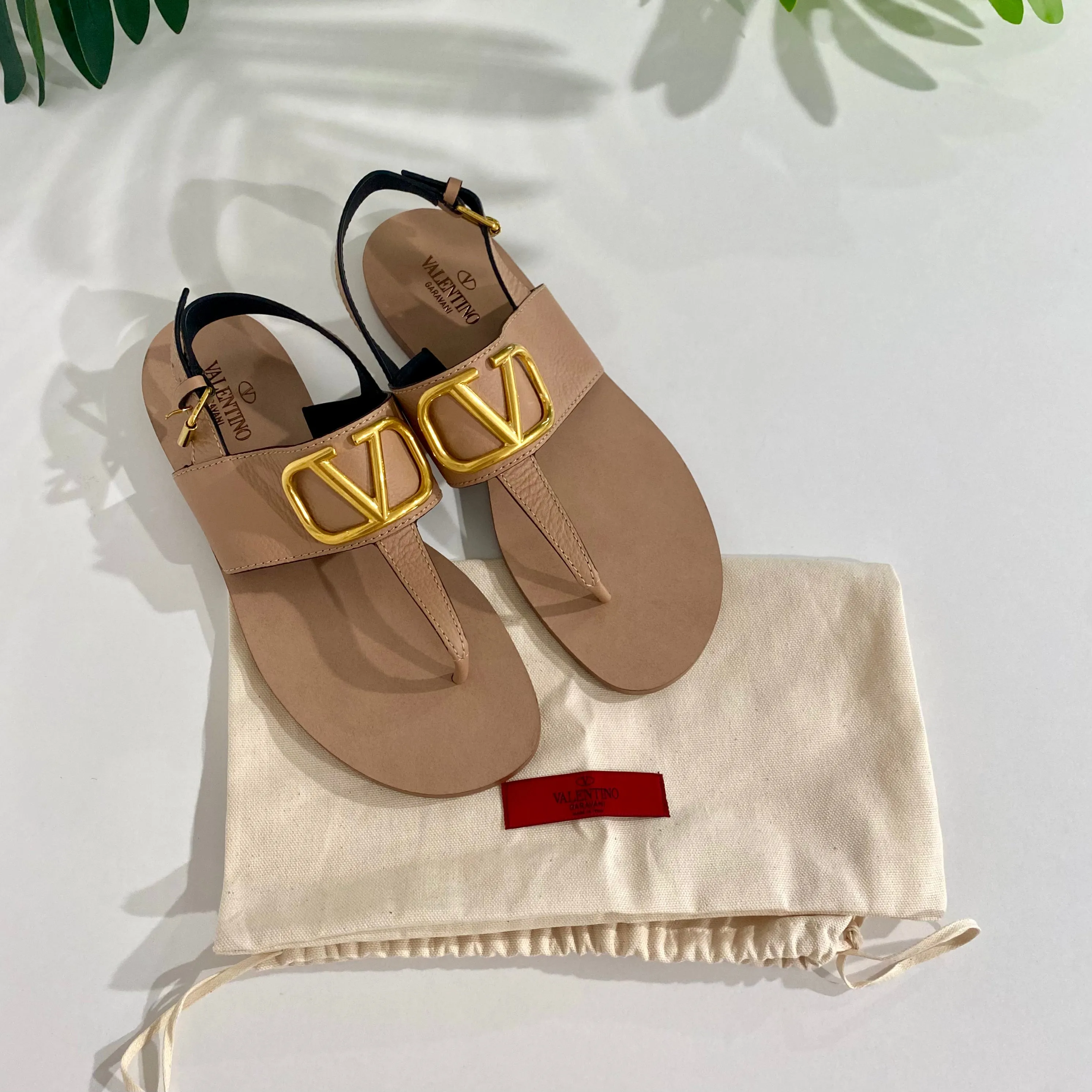 Valentino Garavani VLogo Sandals