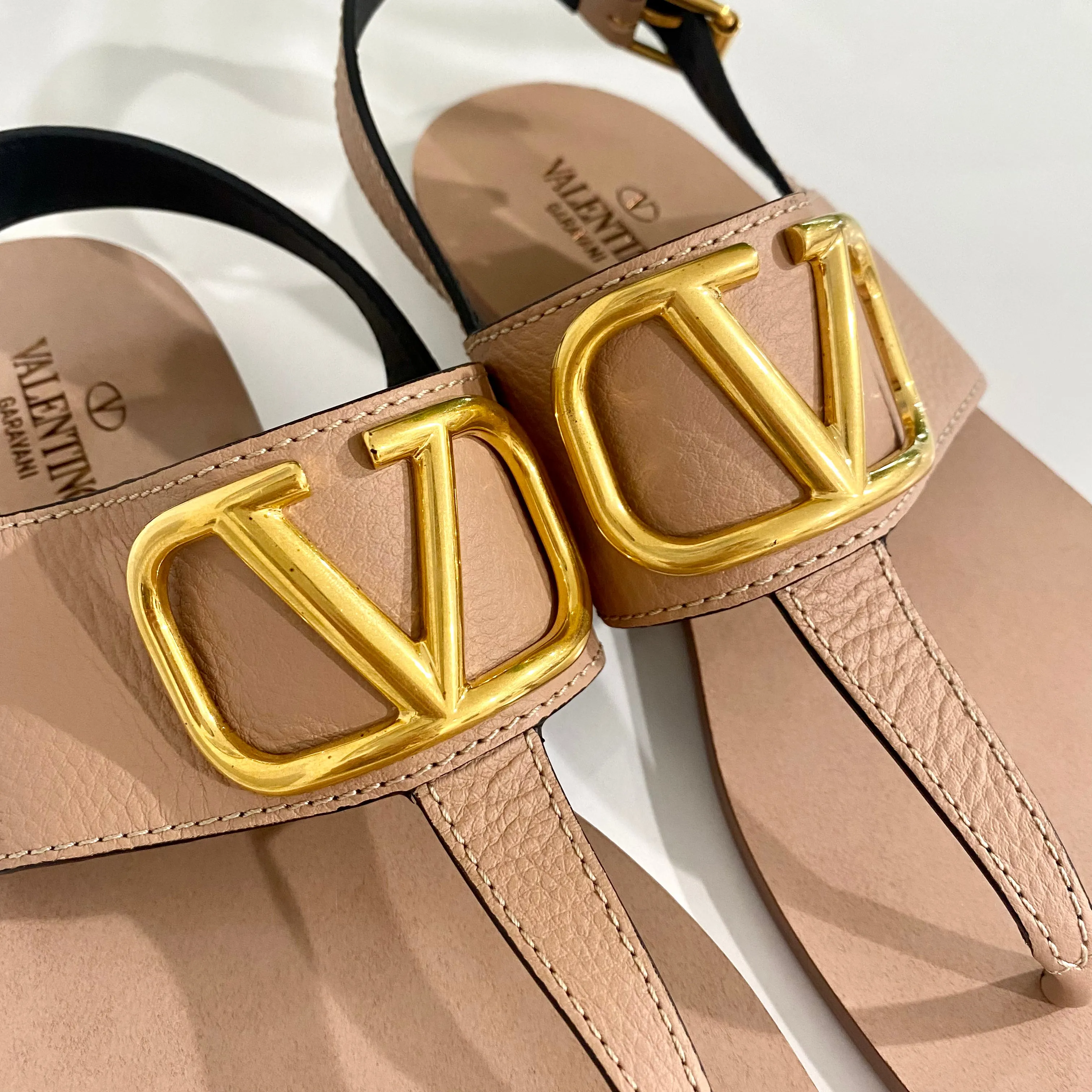 Valentino Garavani VLogo Sandals