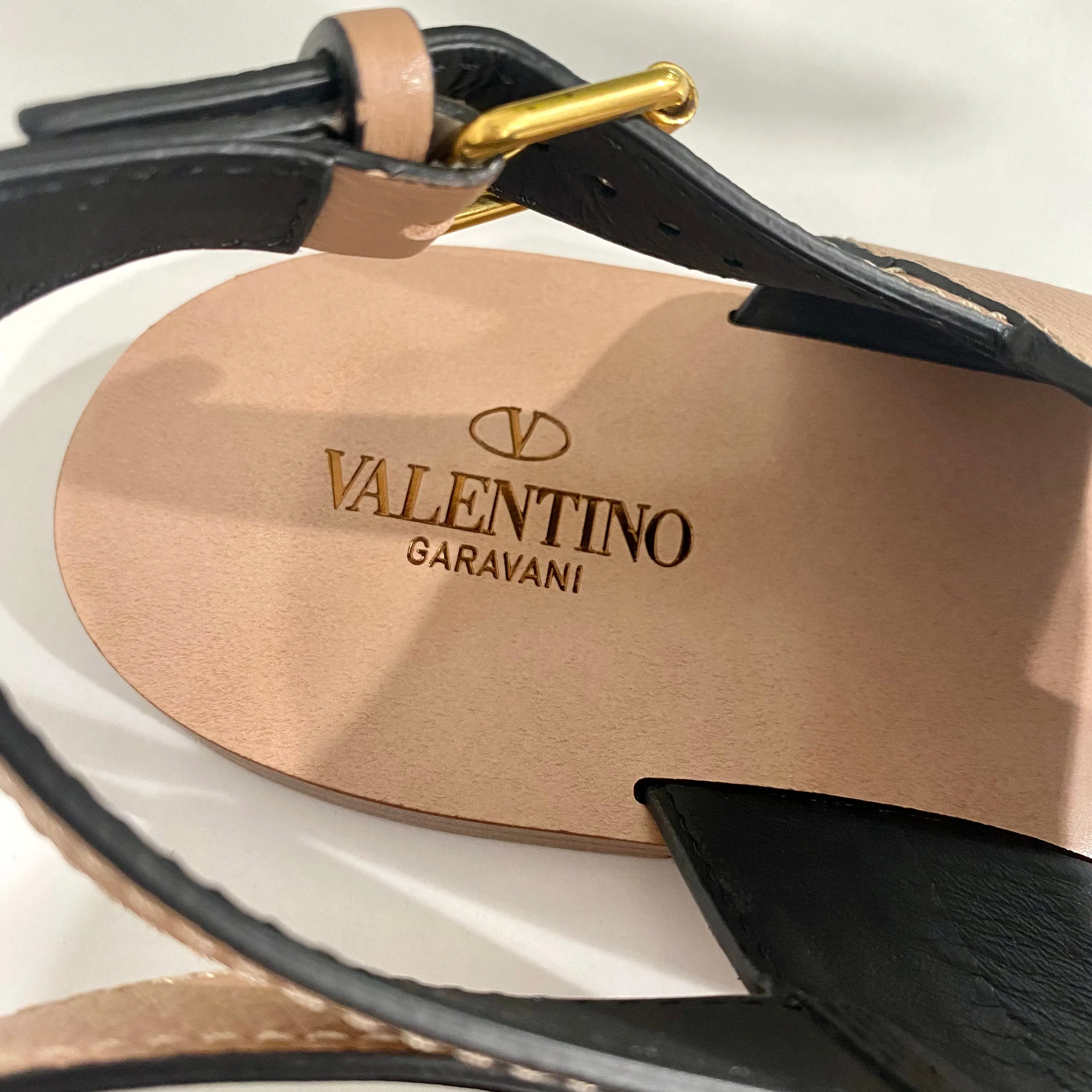 Valentino Garavani VLogo Sandals