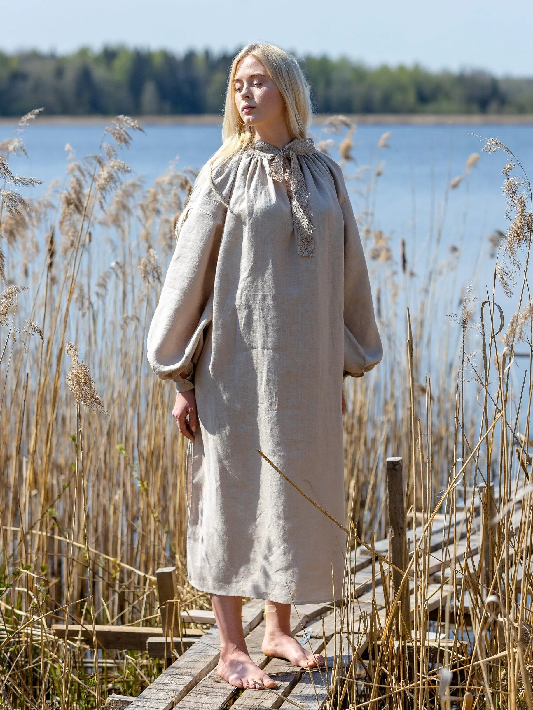 Vecpiebalga Nightgown in White Linen