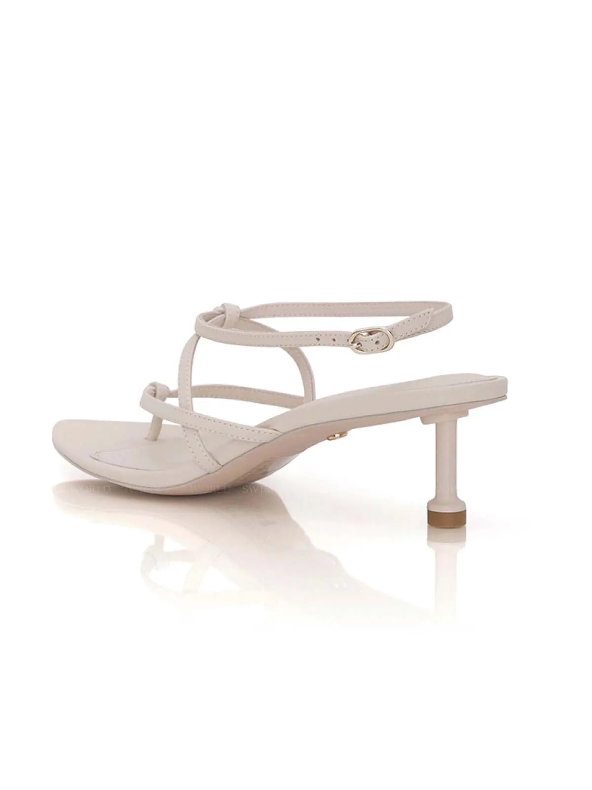Vee Sandals