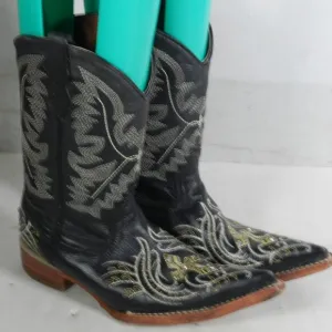 Veretta Western Cowboy Boots Black with Gold Lacing Kids Shoe Size 6.5