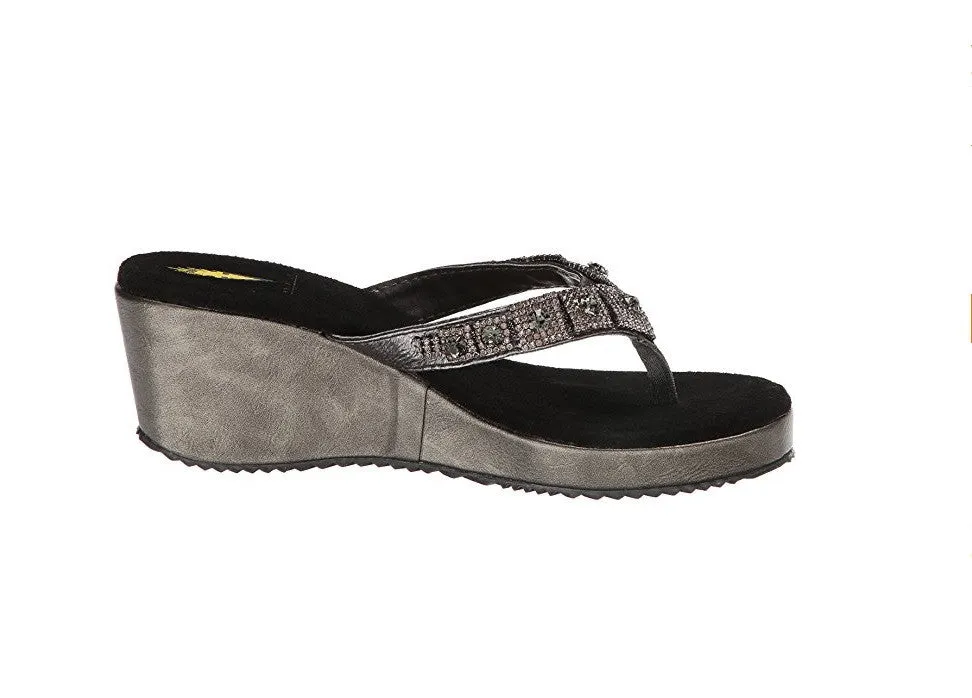 Very Volatile | Andrina Sandal Petwer