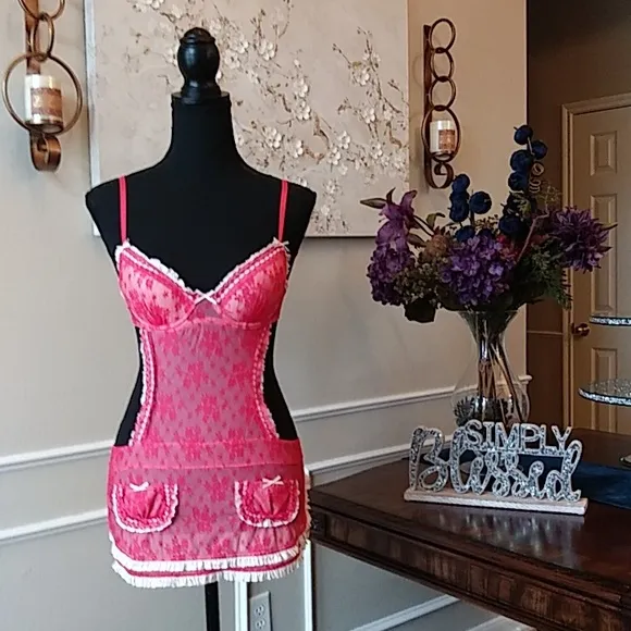 Victoria's Secret Pink Floral Super Sexy Lace Apron Lingerie. Size 34B