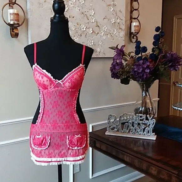 Victoria's Secret Pink Floral Super Sexy Lace Apron Lingerie. Size 34B