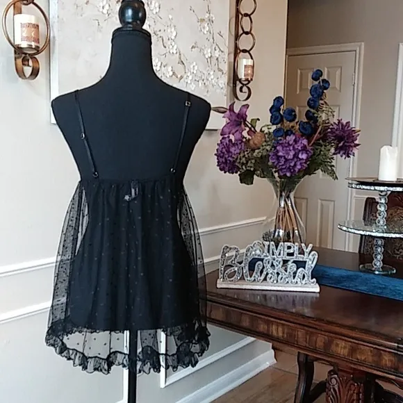 Victoria's Secret Sexy Little Things Black Ruffle Peekaboo Babydoll. Siz…