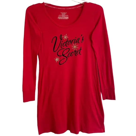 Victoria’s Secret Sleep Shirt Gemstone Winter Snowflake Red Christmas Nightgown